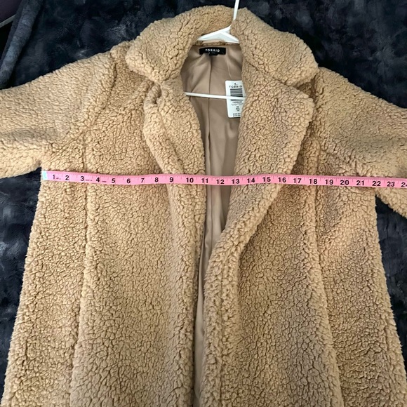 Torrid, Sherpa coat, tan, soft, Torrid size 00, straight size M/L - Picture 6 of 6